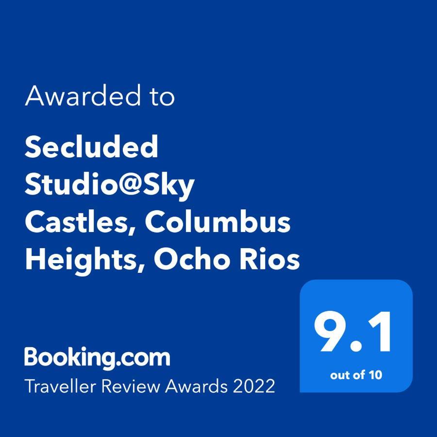 Secluded Studio@Sky Castles, Columbus Heights, オーチョ・リオス エクステリア 写真